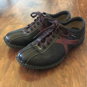 Men’s Born shoes